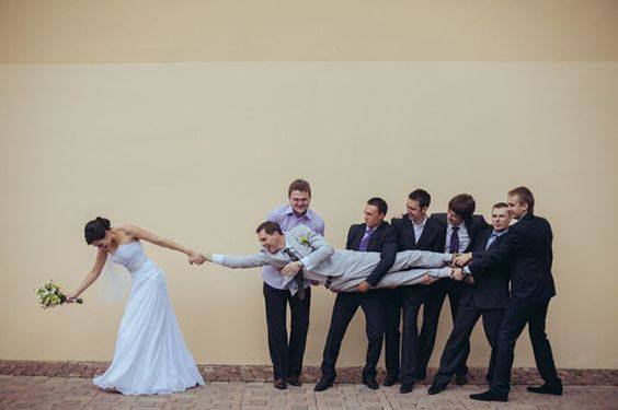 The Craziest and Most Creative Wedding Photos Ever (36 Pics)