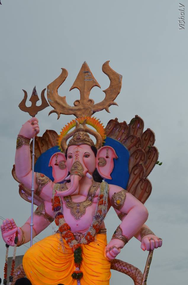 Ganesh Immersion Procession - (60+ Pics)