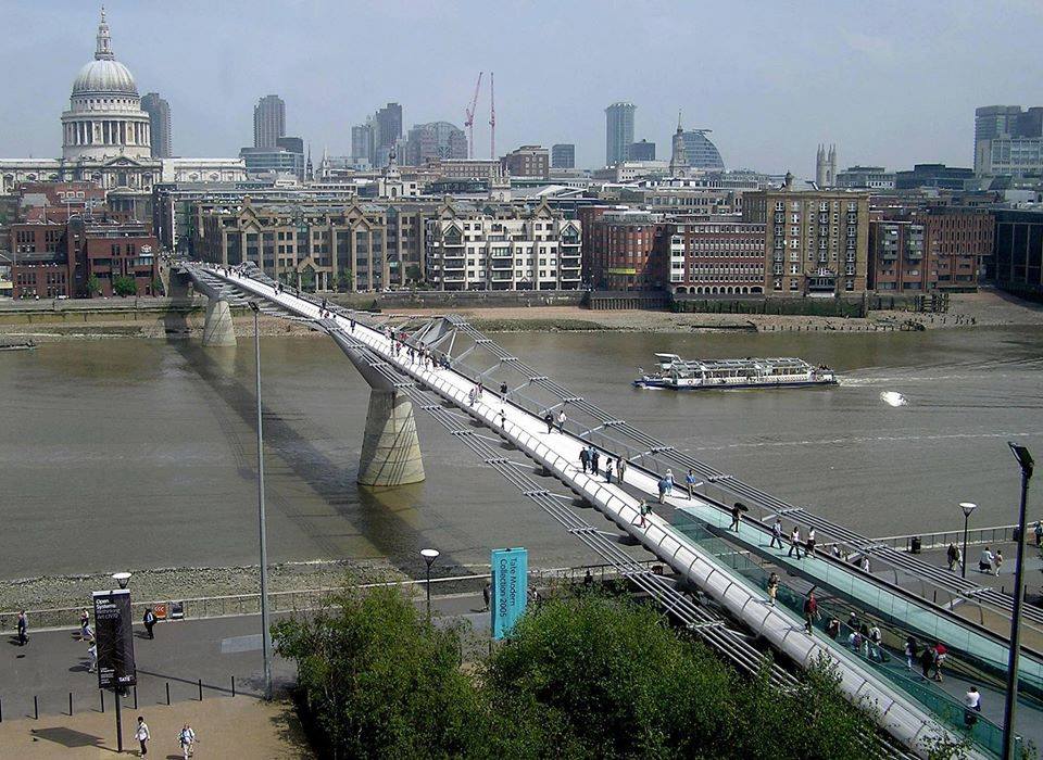20 Most Amazing and Famous Pedestrian Bridges Around The World