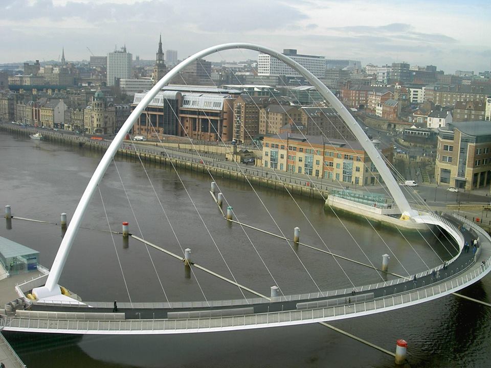 20 Most Amazing and Famous Pedestrian Bridges Around The World