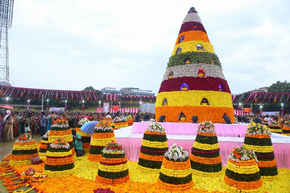 BATHUKAMMA Guinness World Record Event (30+ Pics)