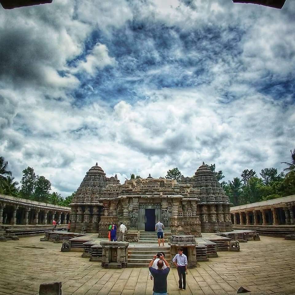 Best Places In Karnataka (50+ Pics)