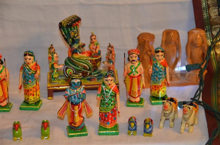 Kondapalli Toys - Beautiful and Colourful Hand-Crafted Wooden Toys