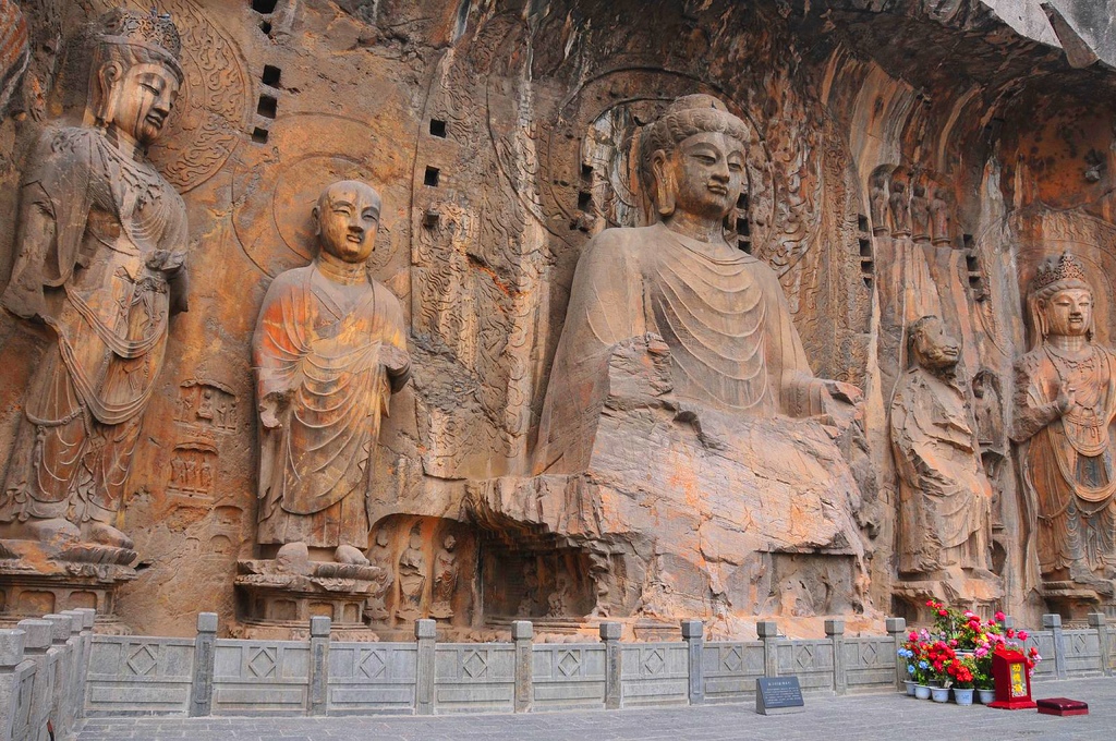 Longmen Grottoes - The Magnificent Ancient Rock Cut Buddhist Caves In China